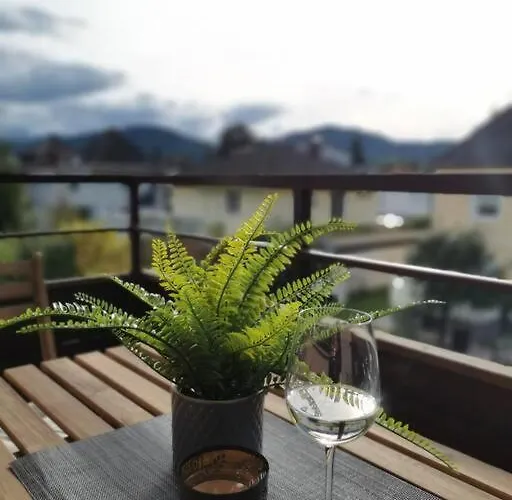 Woerthersee: Gemuetliche Apartament *